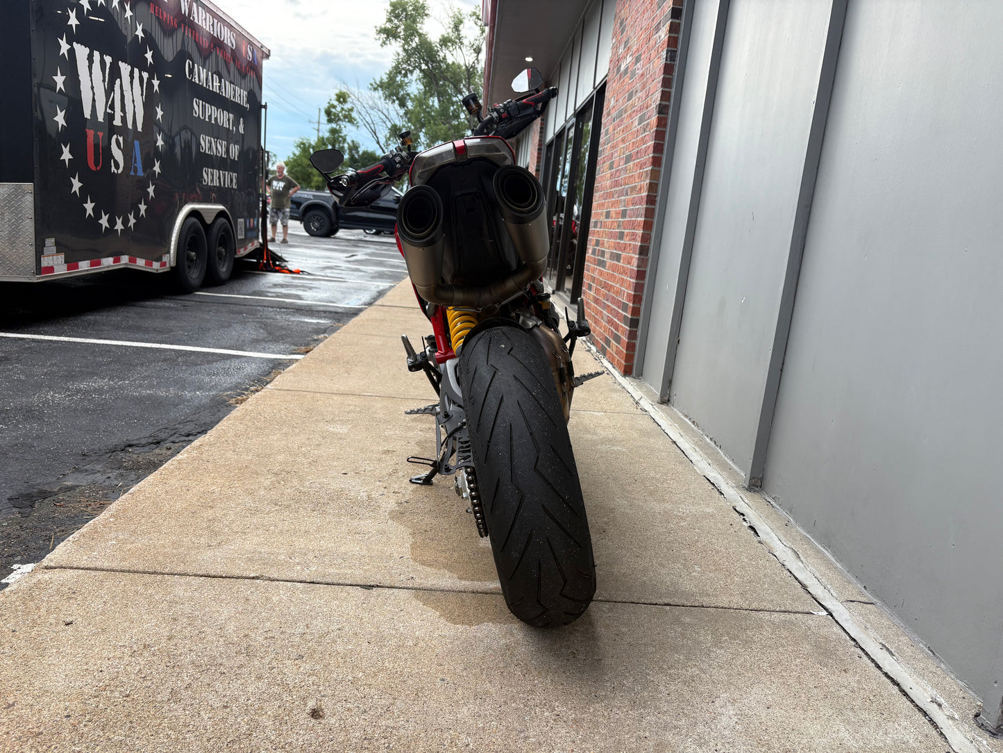 PREMIUM PREOWNED 2022 Ducati Hypermotard 950 (2033)