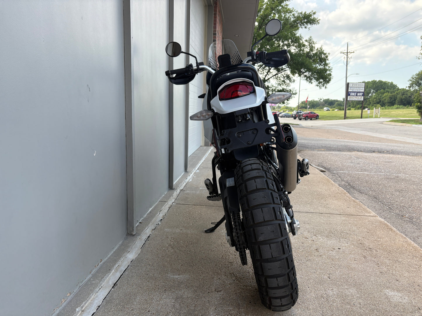 PREMIUM PREOWNED 2025 Ducati Desert X (2316)