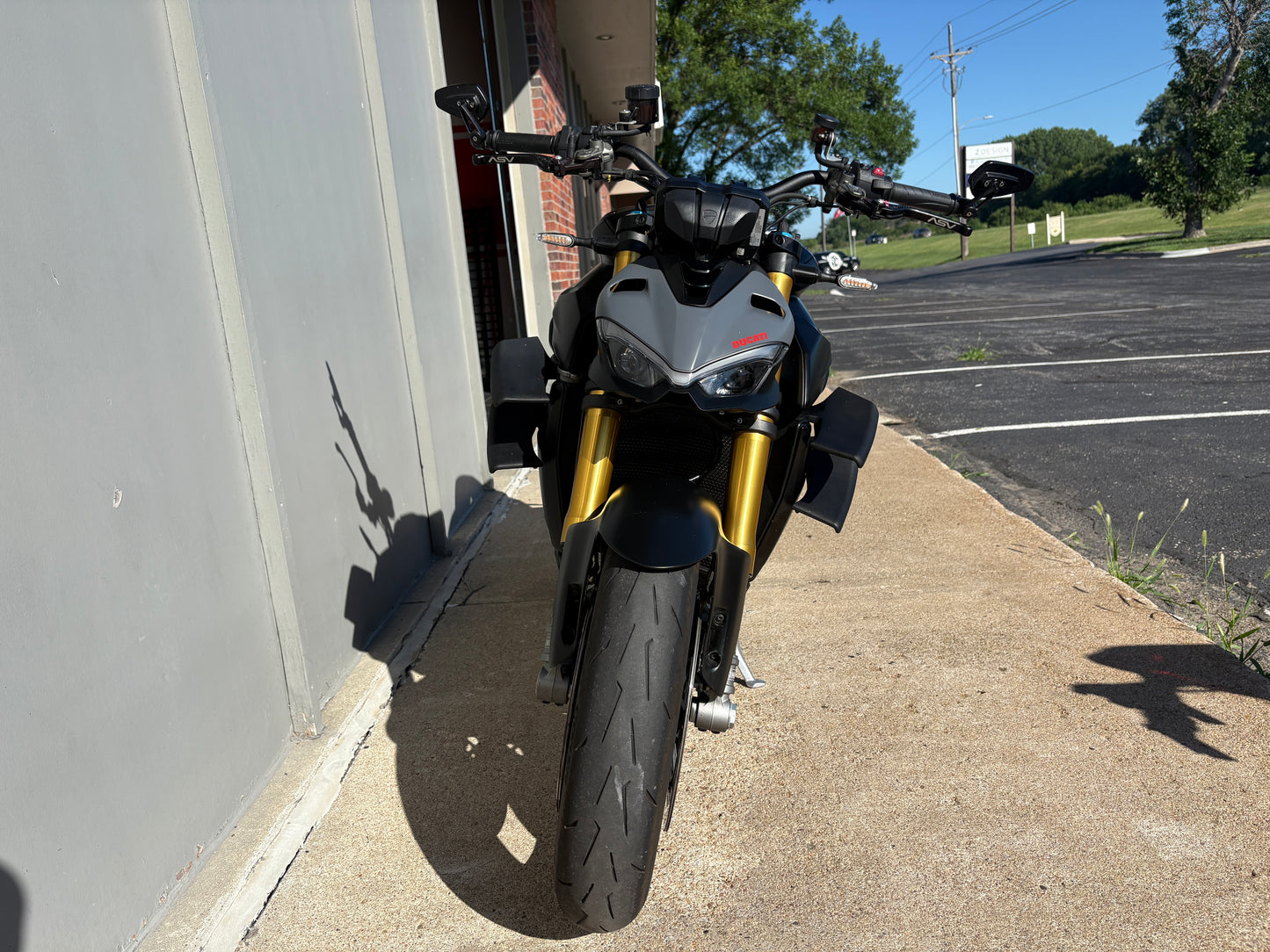 PREMIUM PREOWNED 2024 Ducati Streetfighter V4 S (2540)