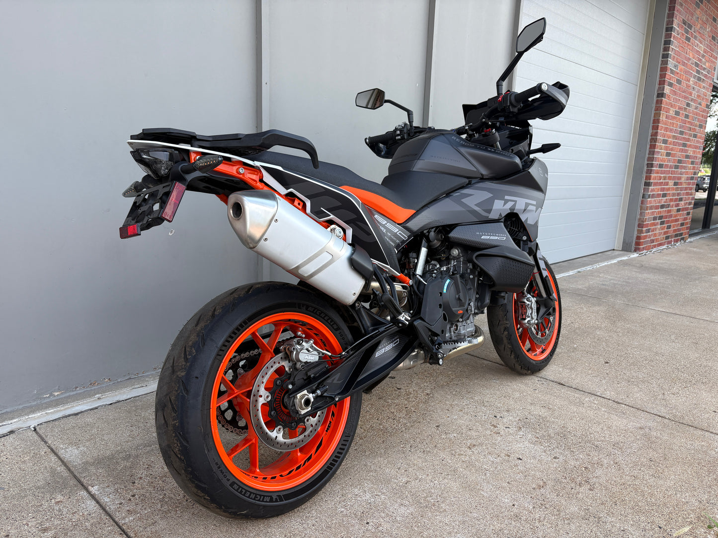 PREMIUM PREOWNED 2024 KTM 890 SMT (2551)