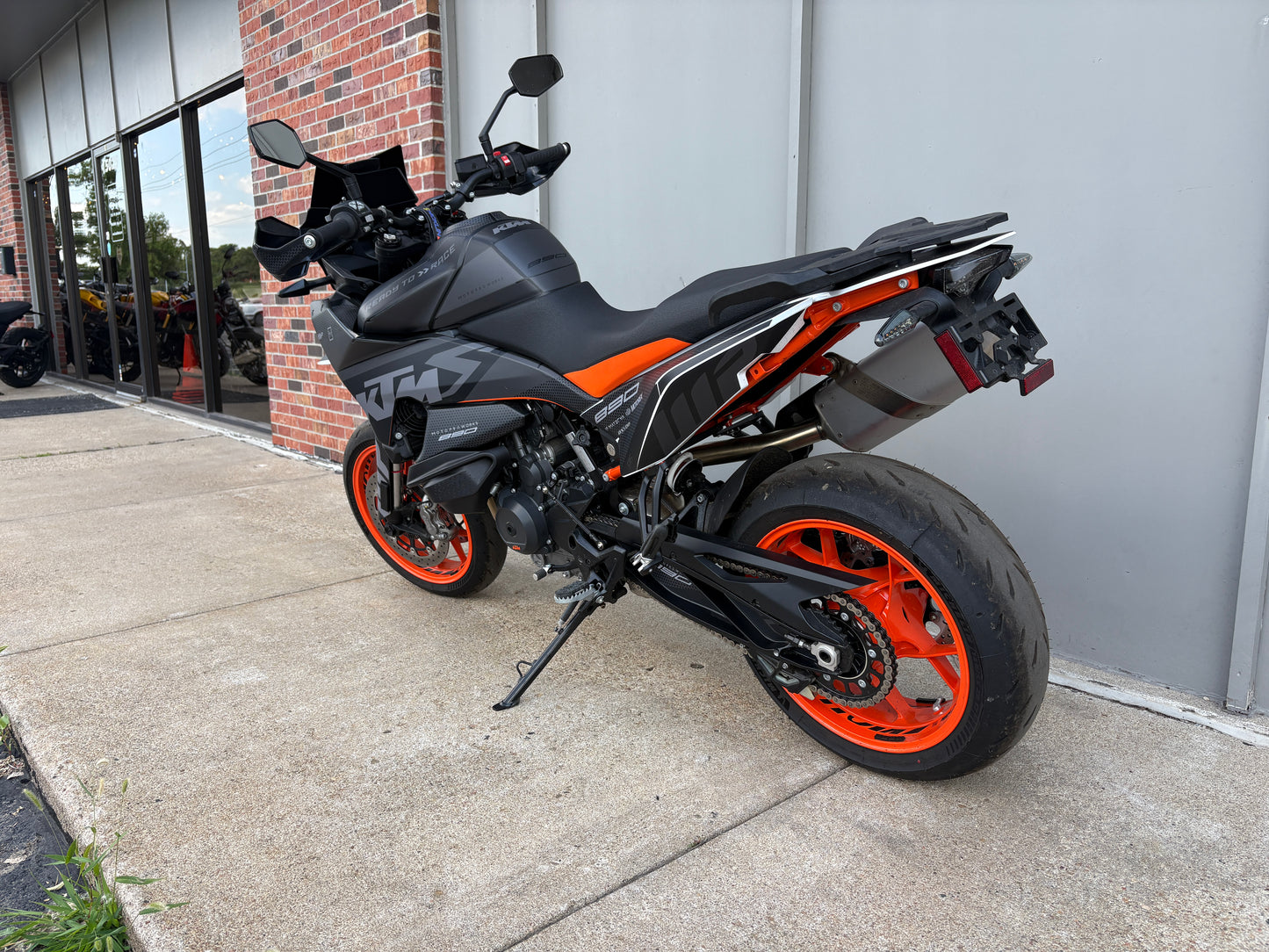 PREMIUM PREOWNED 2024 KTM 890 SMT (2551)