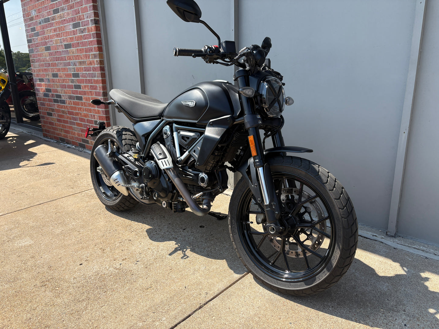 PREMIUM PREOWNED 2025 Ducati Scrambler Icon Dark (2345)