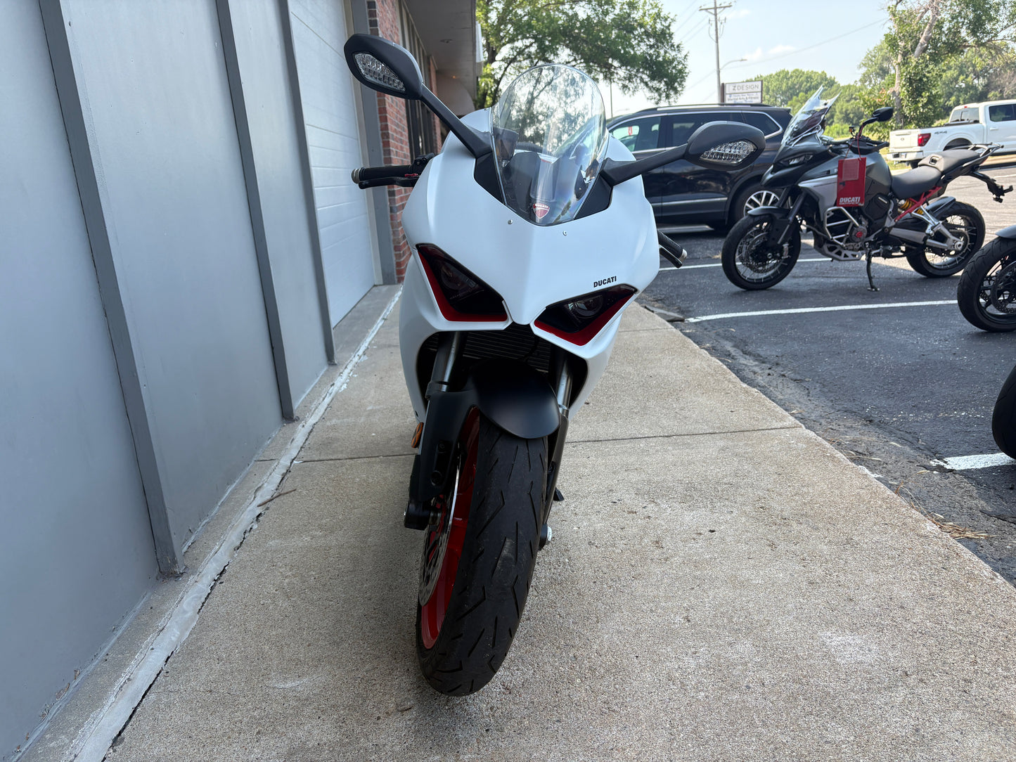 PREMIUM PREOWNED 2023 Ducati Panigale V2 (2169)