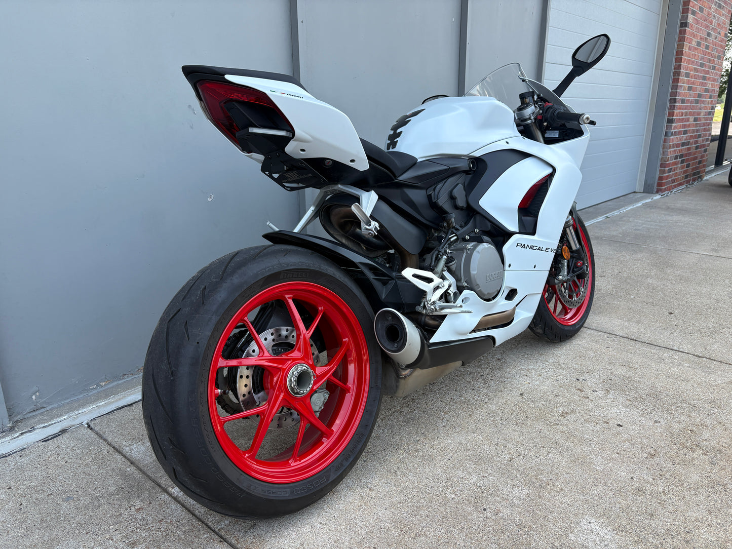 PREMIUM PREOWNED 2023 Ducati Panigale V2 (2169)