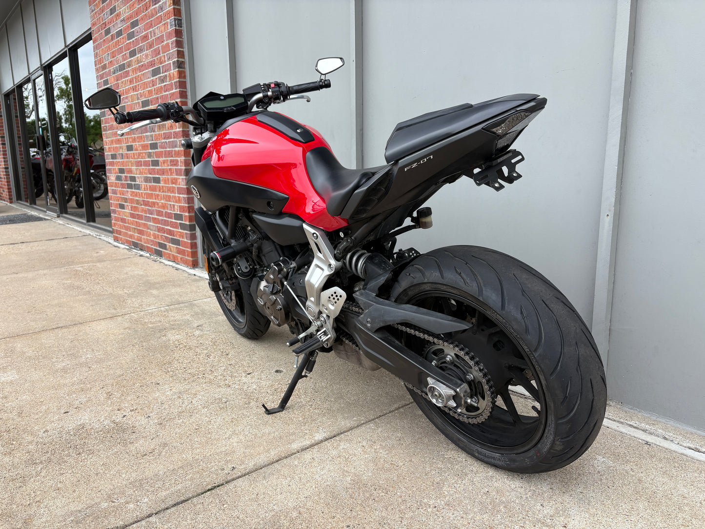 PREMIUM PREOWNED 2015 Yamaha FZ-07 (2498)