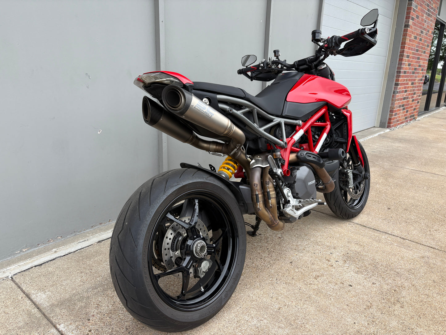 PREMIUM PREOWNED 2022 Ducati Hypermotard 950 (2033)