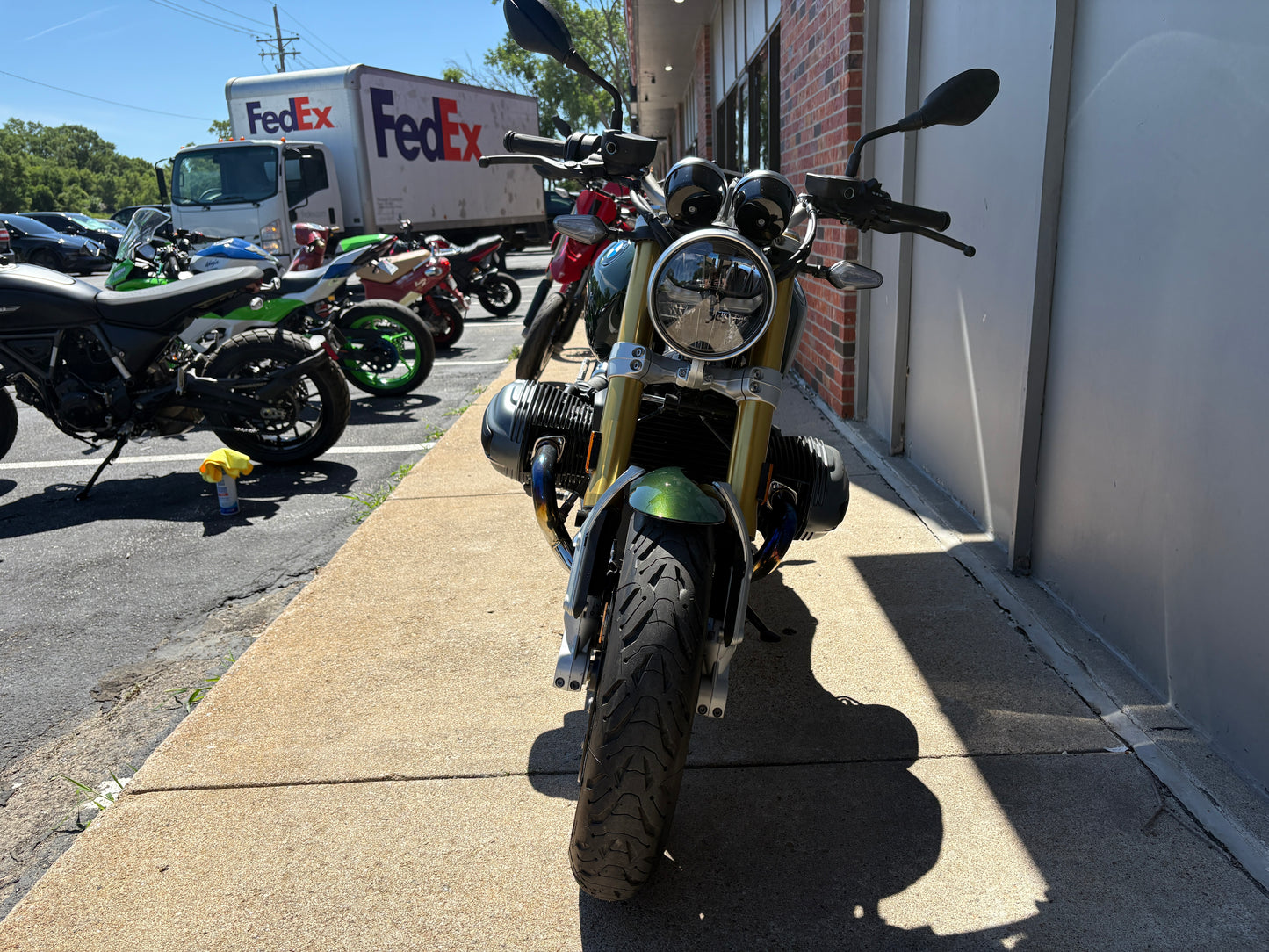 PREMIUM PREOWNED 2025 BMW R12 nineT (2525)