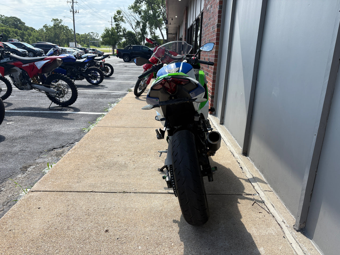 PREMIUM PREOWNED 2024 Kawasaki Ninja 500 ABS (2533)