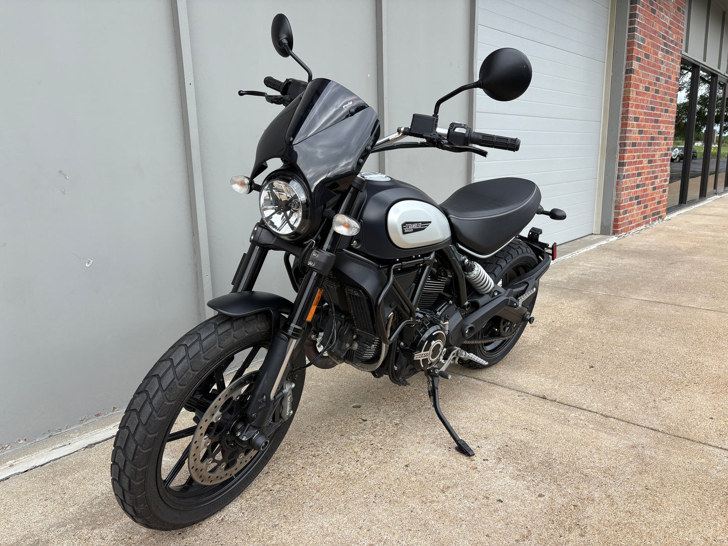 PREMIUM PREOWNED 2022 Ducati Scrambler Icon Dark (1987)