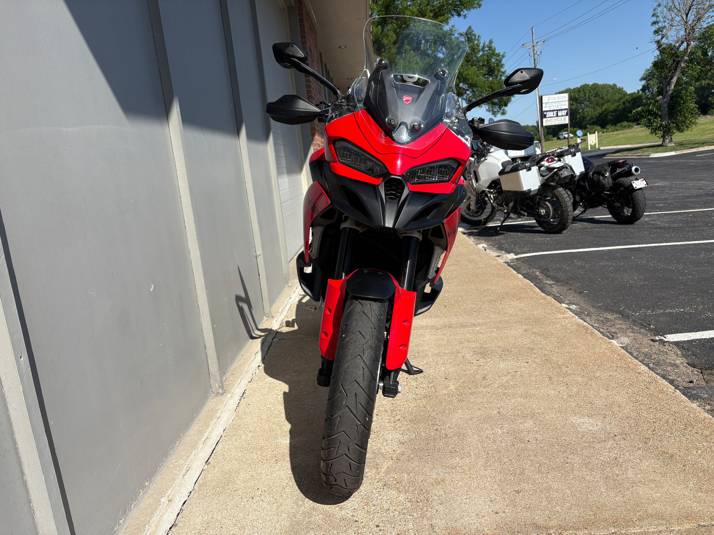 PREMIUM PREOWNED 2025 Ducati Multistrada V2 (2378)