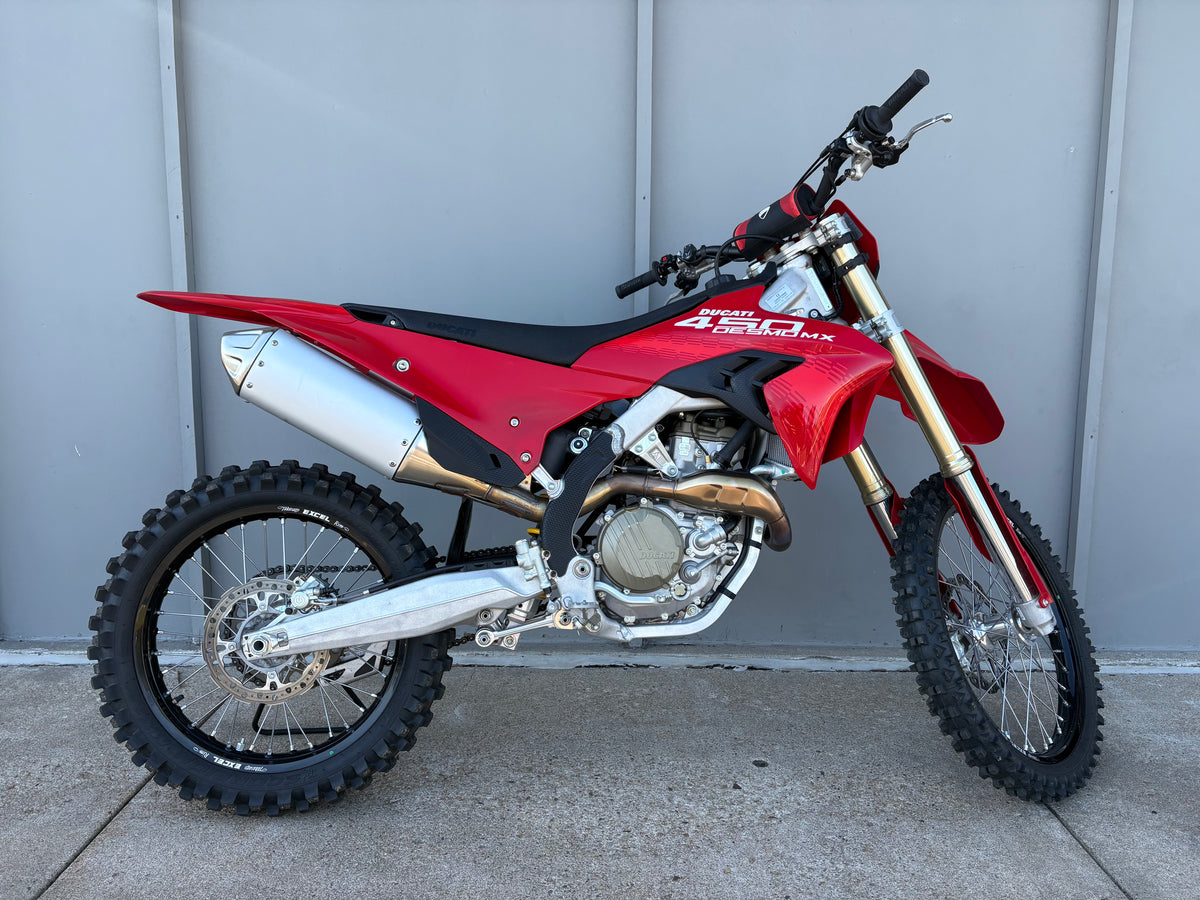 PREMIUM PREOWNED 2026 Ducati Desmo 450MX (2391)