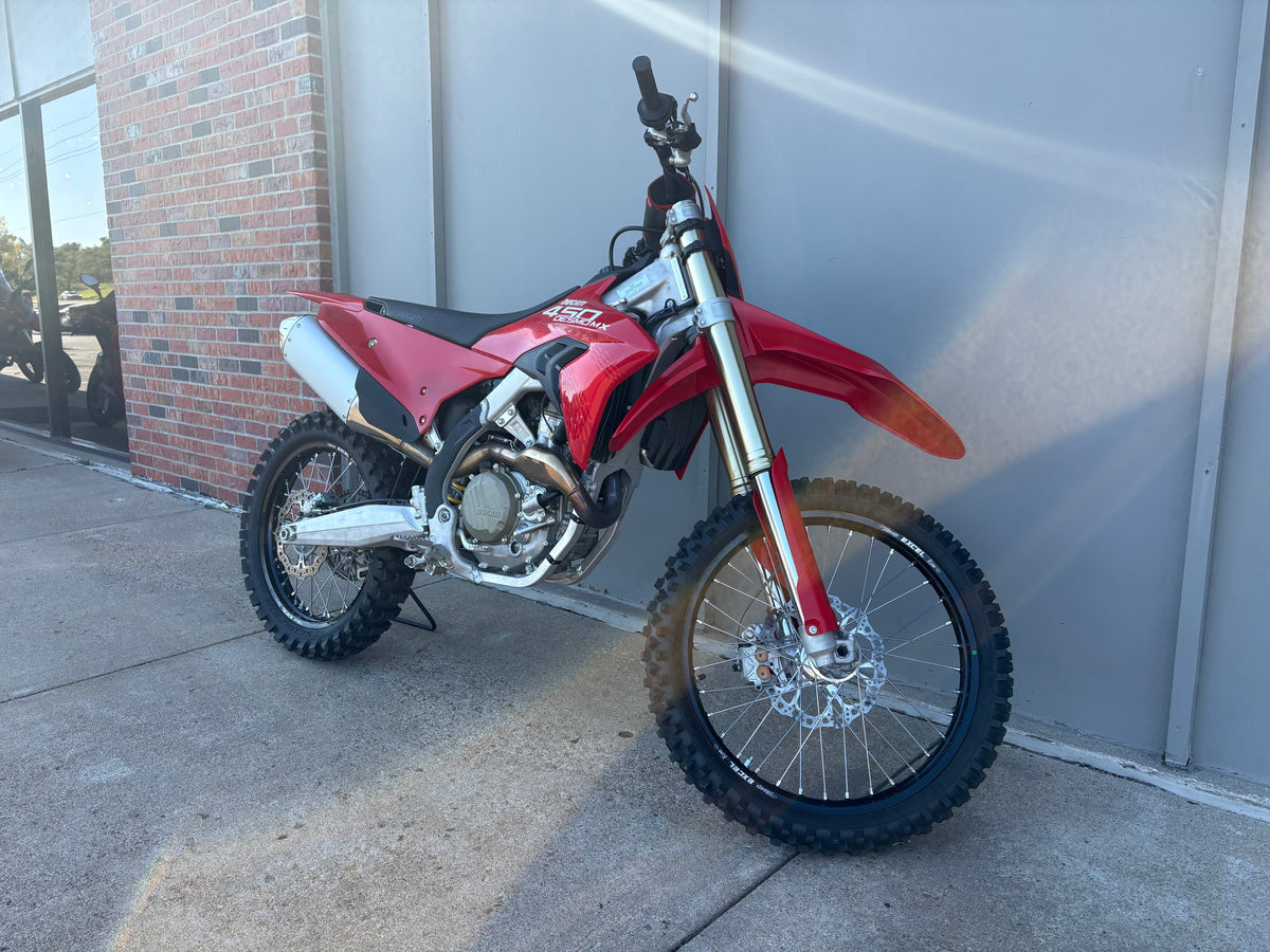 PREMIUM PREOWNED 2026 Ducati Desmo 450MX (2391)
