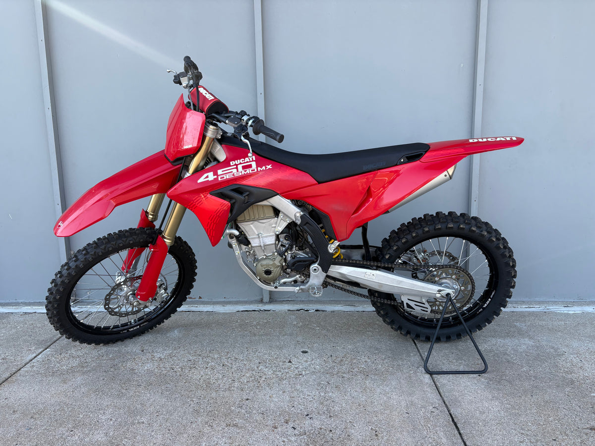 PREMIUM PREOWNED 2026 Ducati Desmo 450MX (2391)