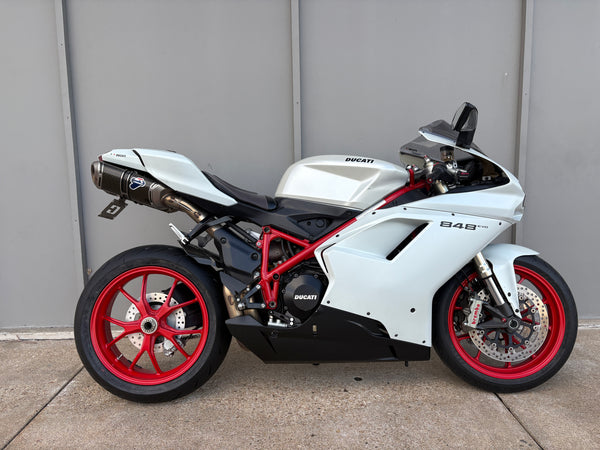 PREMIUM PREOWNED 2013 848 EVO (1264)