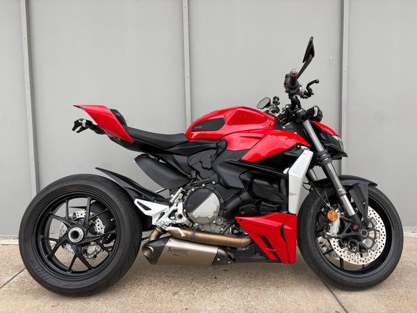PREMIUM PREOWNED 2024 Ducati Streetfighter V2 (2232)