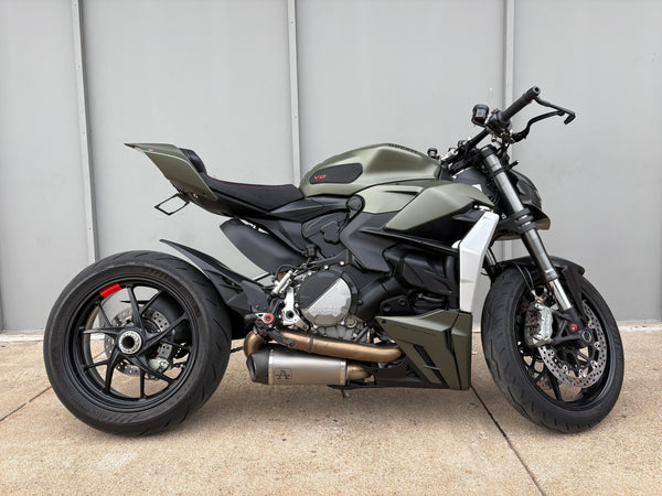 PREMIUM PREOWNED 2024 Ducati Streetfighter V2 (2370)