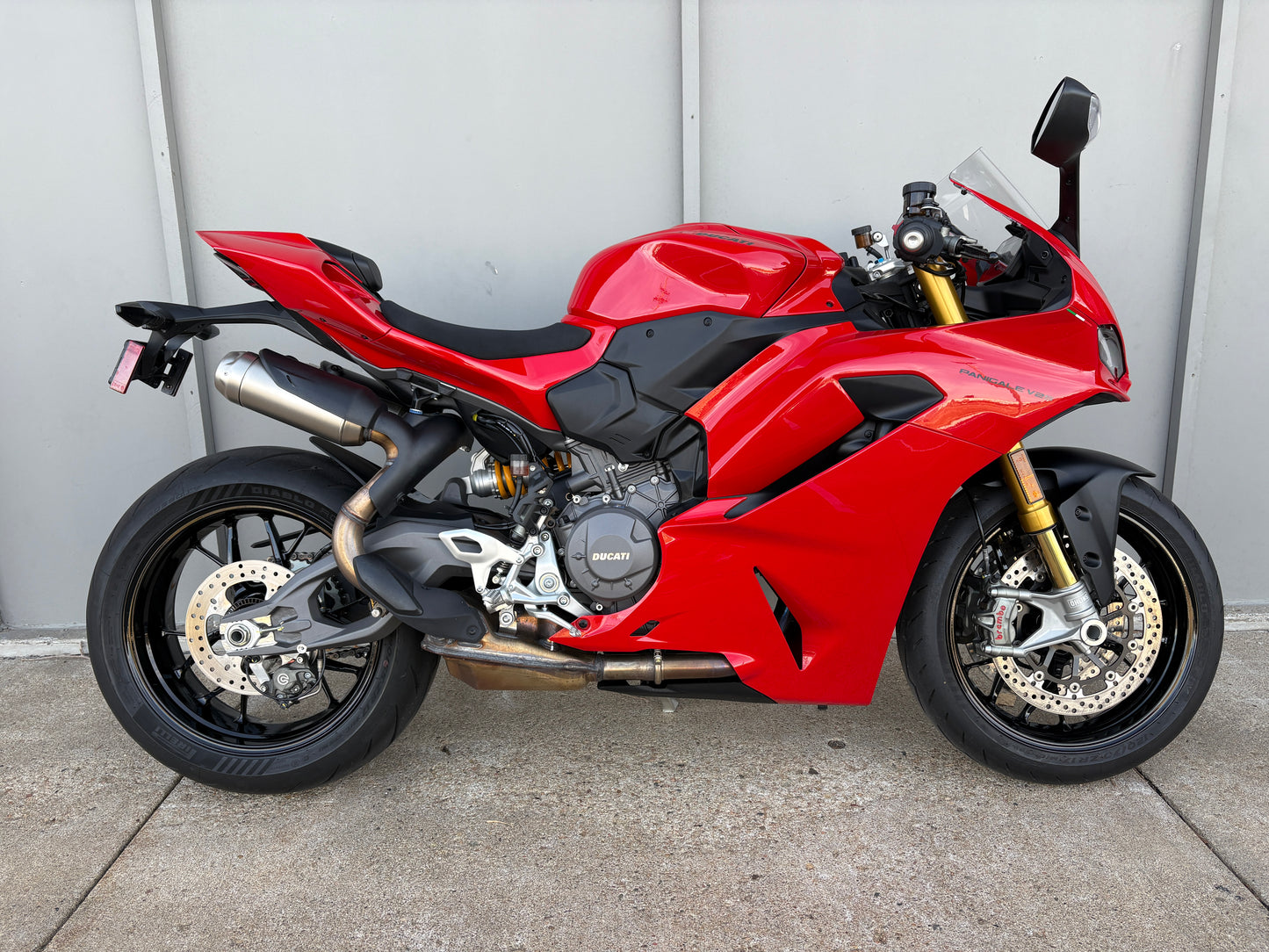 PREMIUM PREOWNED 2026 Ducati Panigale V2 S (2403)