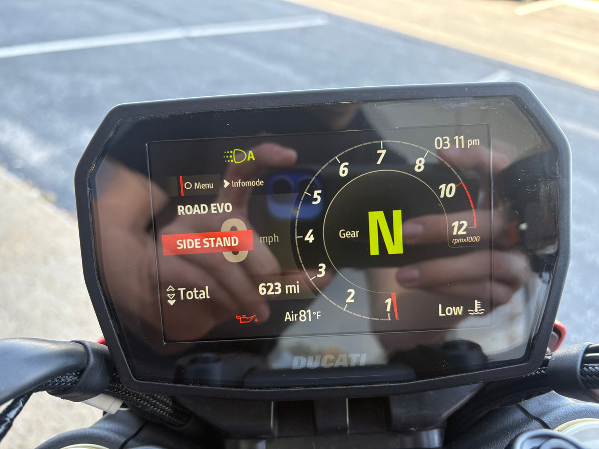 DEMO 2026 Hypermotard V2 (2497)