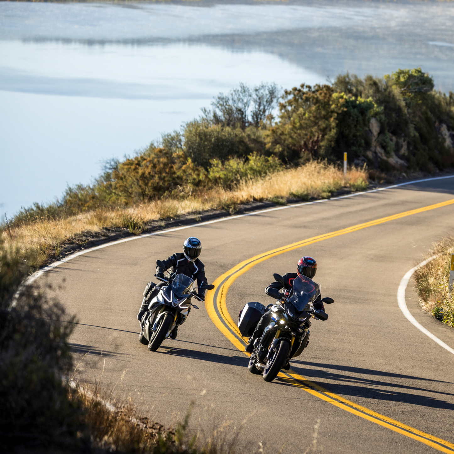 SHOEI - RF-1400 Fortress - WHITE (TC6)