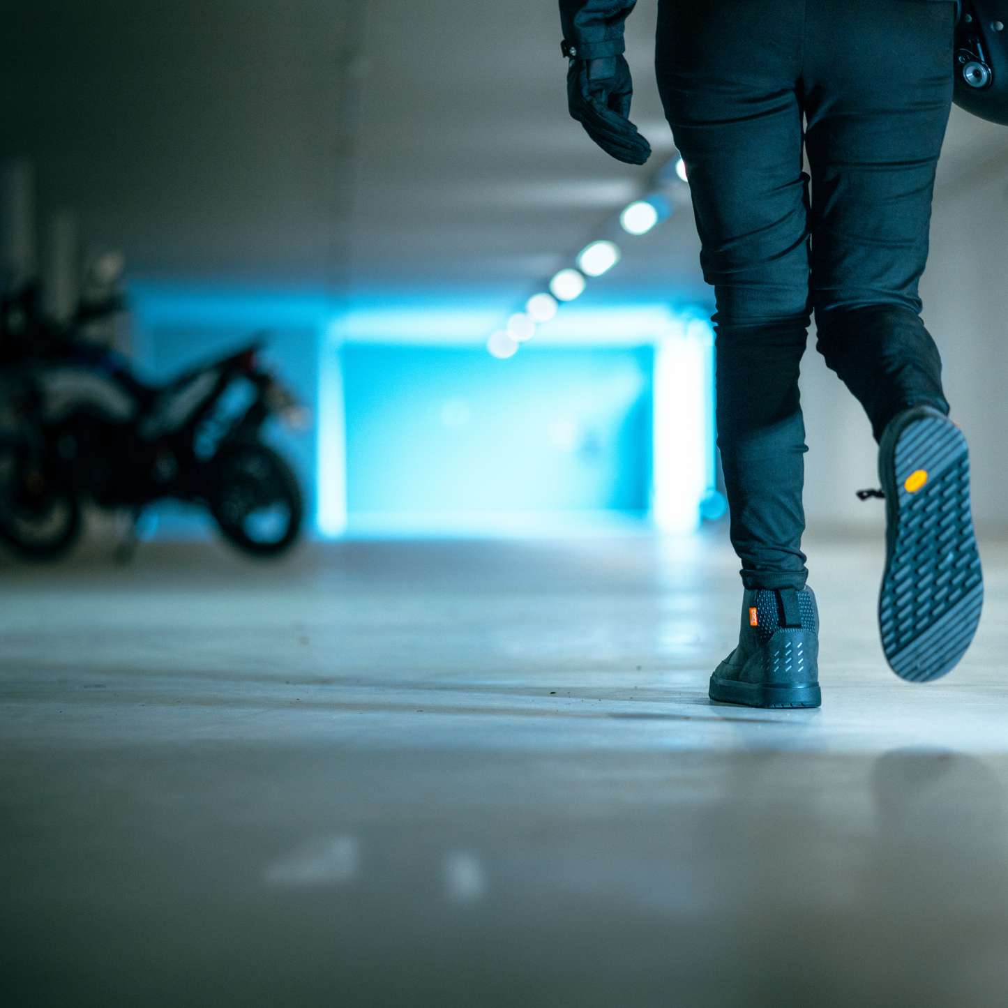 Sidi - ARX Air Riding Shoes - BLACK/WHITE