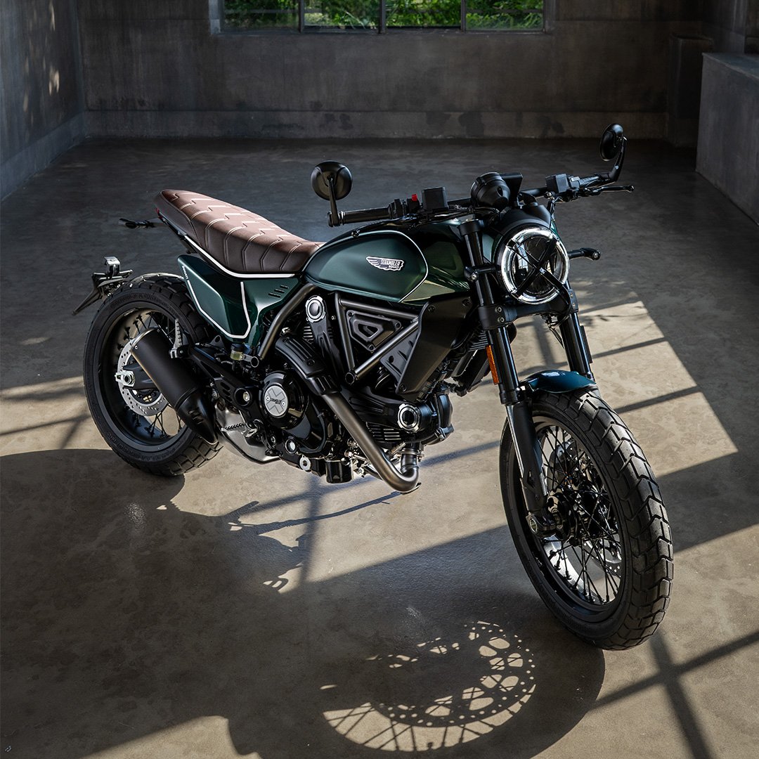 2026 Ducati Scrambler Nightshift - Emerald Green