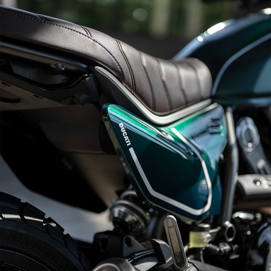 2026 Ducati Scrambler Nightshift - Emerald Green