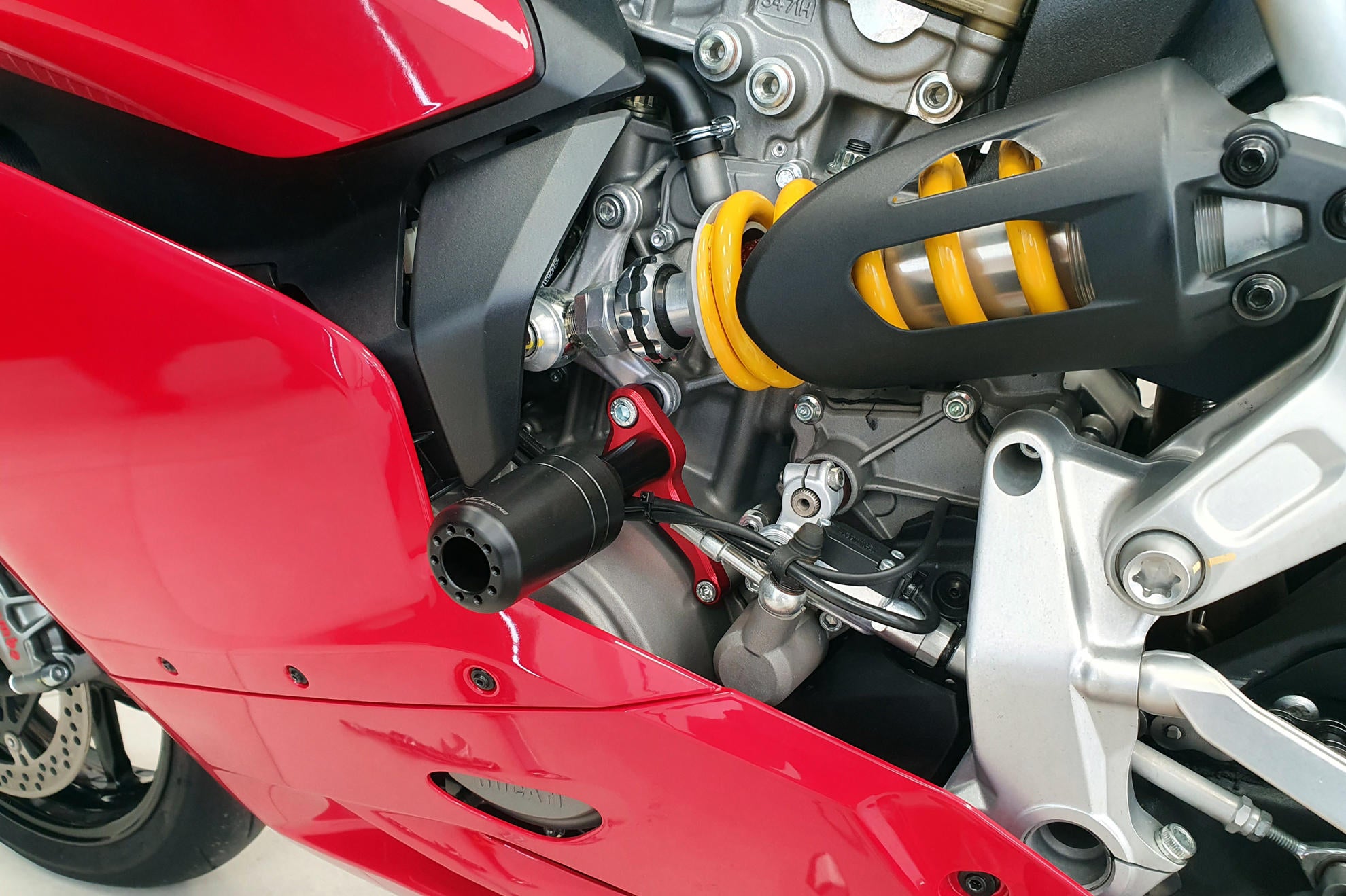 TC324 - CNC Racing - Frame Sliders - Panigale V2 – Ducati Omaha