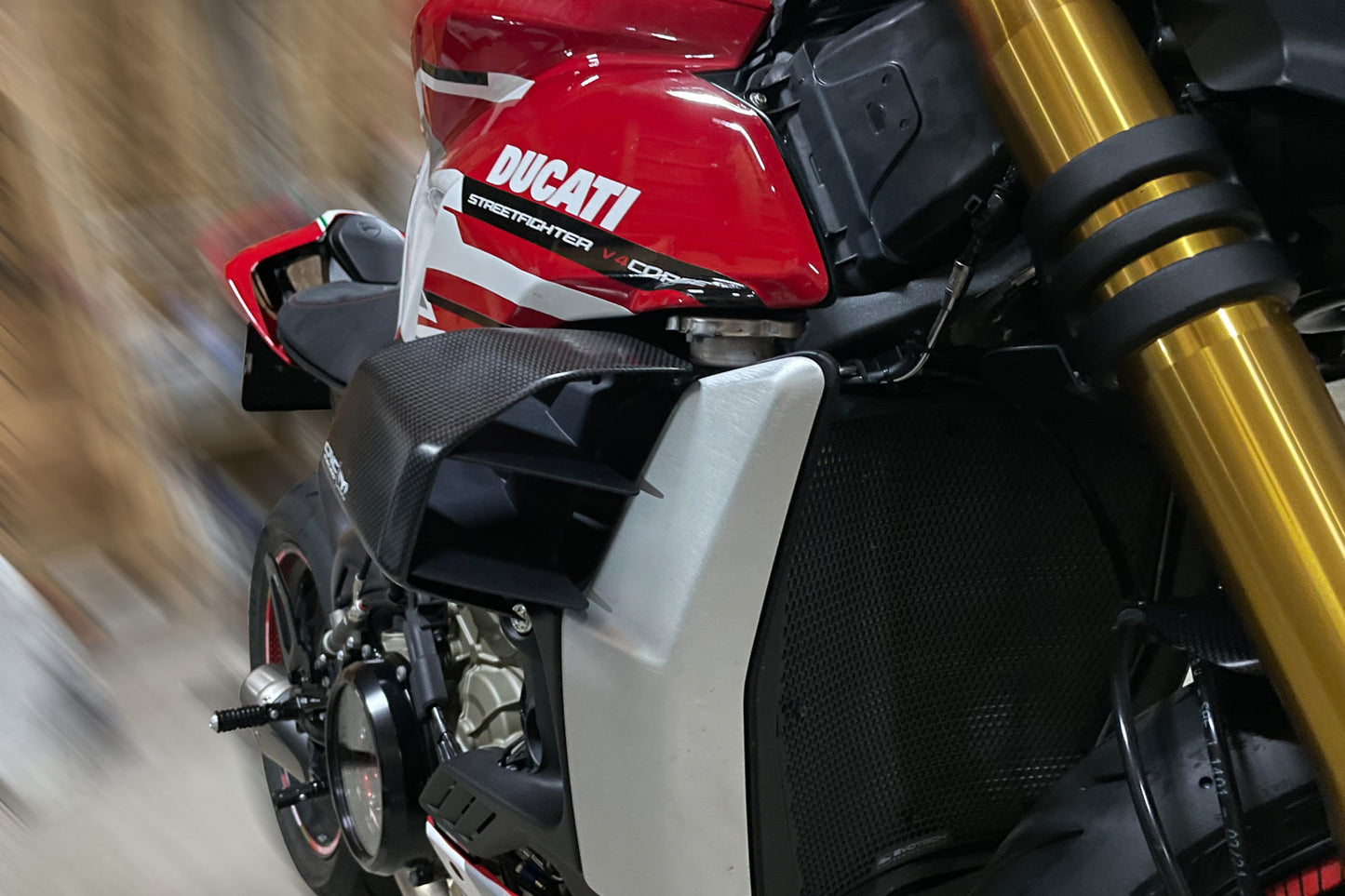 ZW005Y - CNC Racing Carbon Fiber GP Winglets for Ducati Streetfighter V4 / S