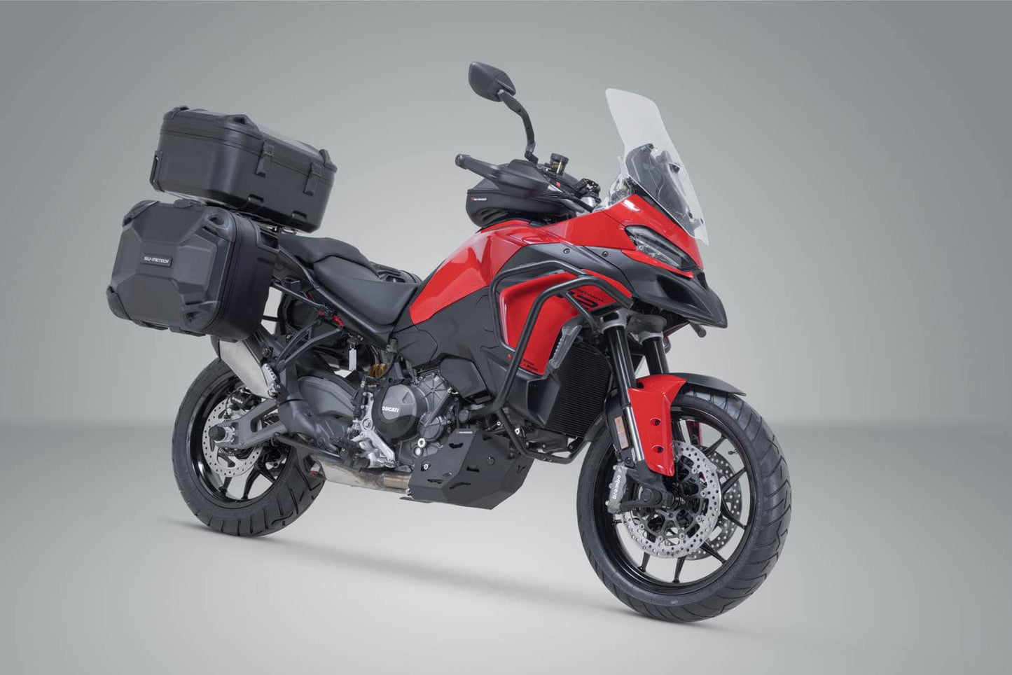 ADV.22.807.66000/B - SW-MOTECH - Adventure set DUSC with top case XL -  Ducati Multistrada V2 / V2 S (24-) - BLACK