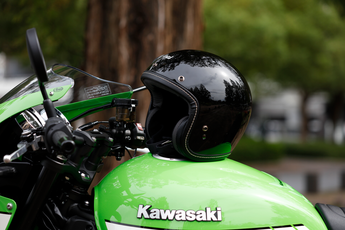 Arai Helmets - Classic-V Helmet - Black