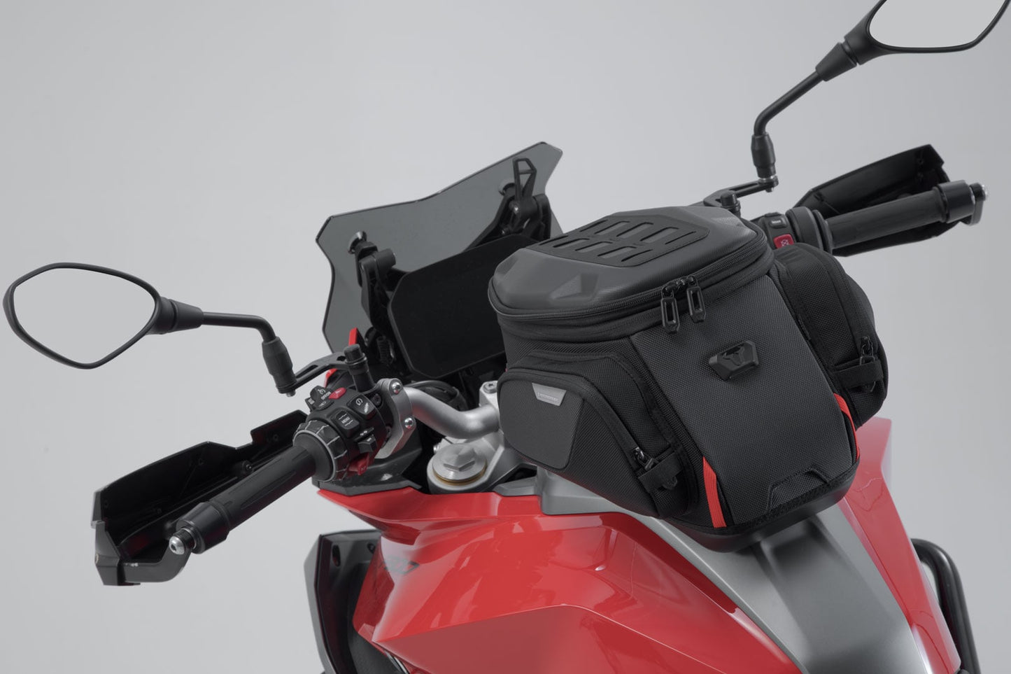 BC.TRS.00.104.30000 - SW-MOTECH - PRO City tank bag - 11-14 l