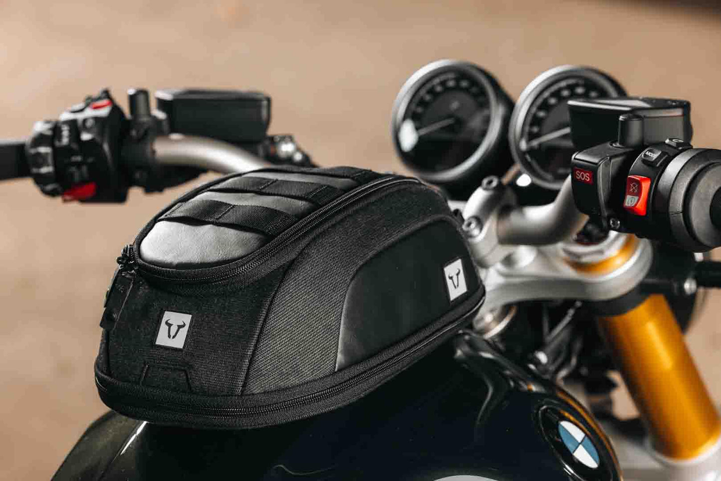 BC.TRS.00.411.20000 - SW-MOTECH - Legend Gear tank bag LT3 - For PRO tank ring  3-5 l - BLACK