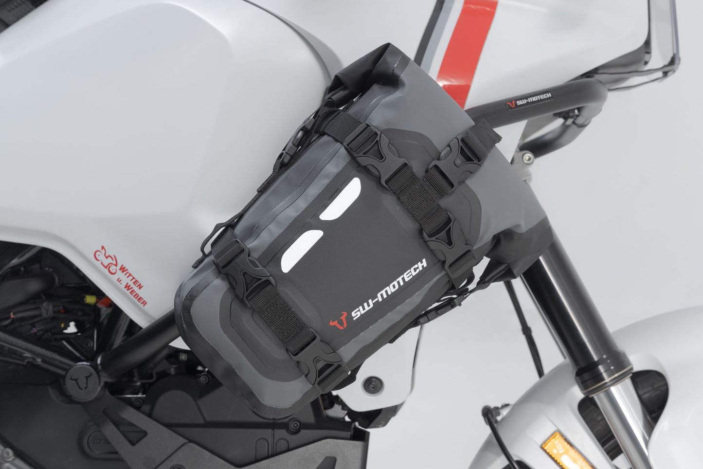 BC.WPB.00.010.20000 - SW-MOTECH - Drybag 80 tail bag - 8 l Grey/black Waterproof