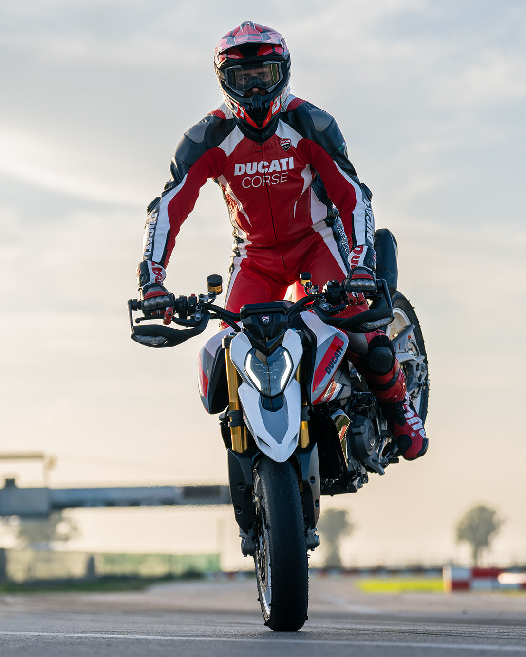 2026 Ducati Hypermotard V2 SP
