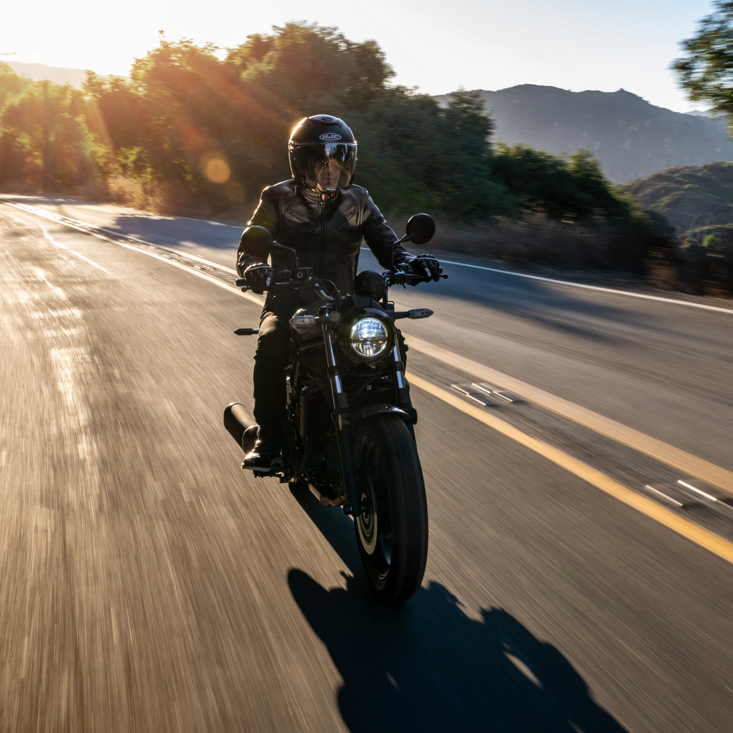 HJC - i31 - SEMI FLAT METALIC BLUE