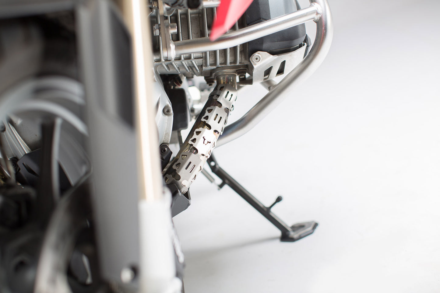 KRS.00.169.10000/S - SW-MOTECH - Header pipe guard - For header pipe with 32-50mm diameter - SILVER