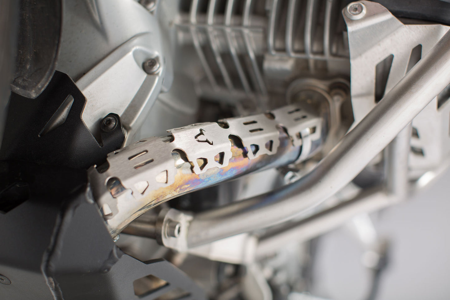 KRS.00.169.10000/S - SW-MOTECH - Header pipe guard - For header pipe with 32-50mm diameter - SILVER