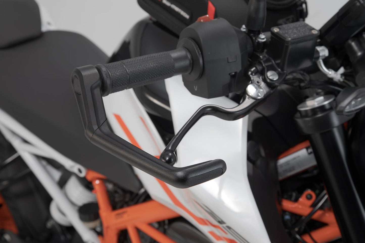LVG.04.882.10000/B - SW-MOTECH - Lever guards -  390 Duke, Monster 937, MT-03, Tuono 1100 - BLACK