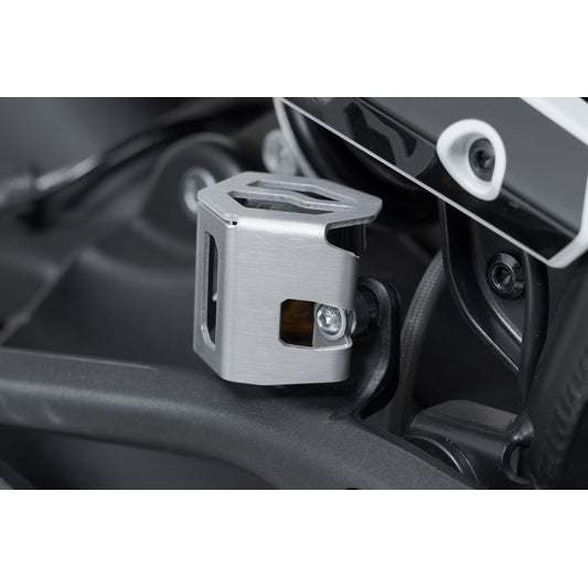 SCT.07.174.10102/S - SW-MOTECH - Brake fluid reservoir guard -  BMW / Ducati / KTM / Husqvarna models - SILVER