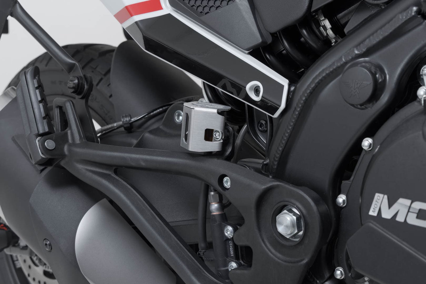SCT.07.174.10102/S - SW-MOTECH - Brake fluid reservoir guard -  BMW / Ducati / KTM / Husqvarna models - SILVER