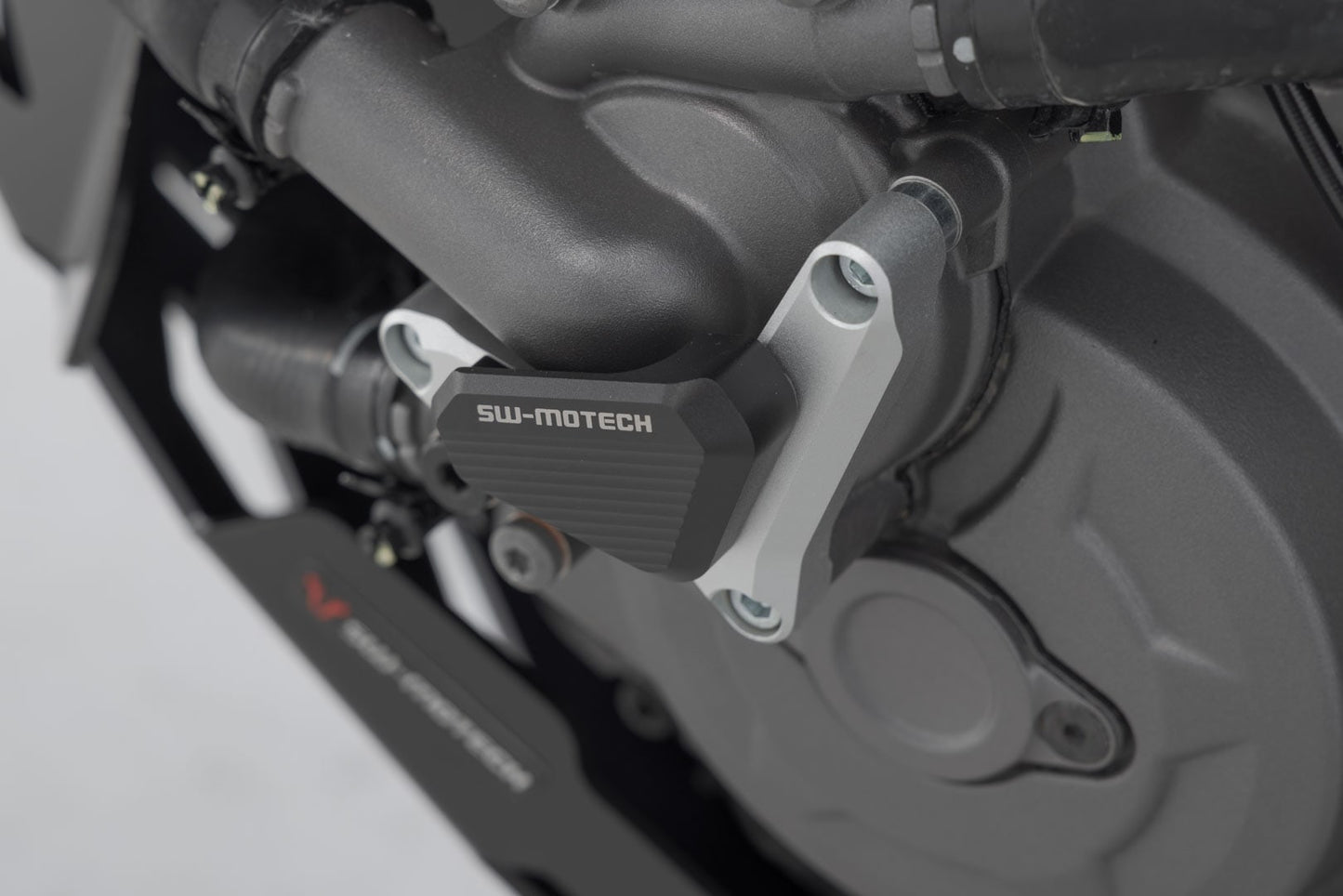 SCT.22.114.10002 - SW-MOTECH - Water pump protection - /black Ducati models - SILVER