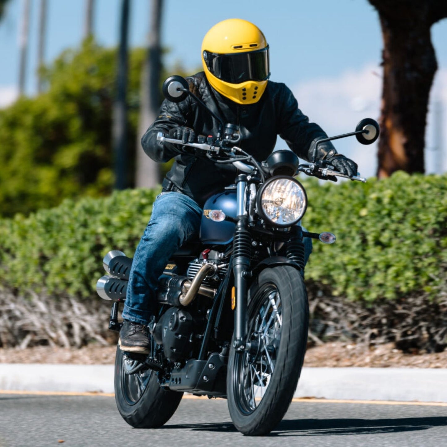 HJC - V10 - SEMI FLAT BLACK