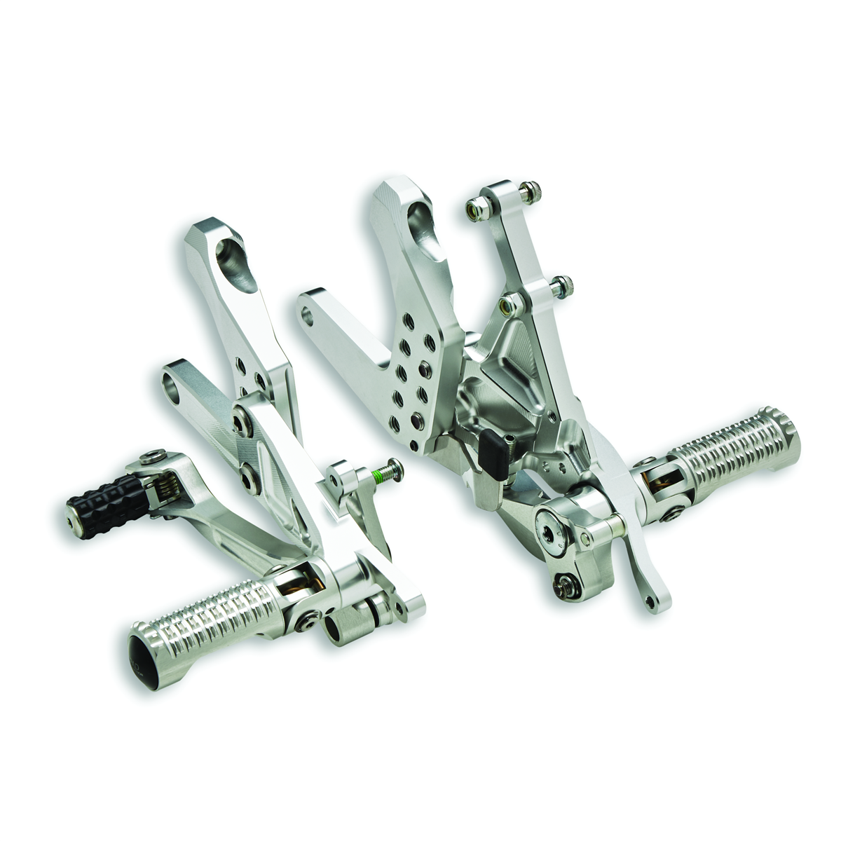 96280631CA - STREETFIGHTER V4 ADJUSTABLE BILLET REARSET FOOTPEG KIT