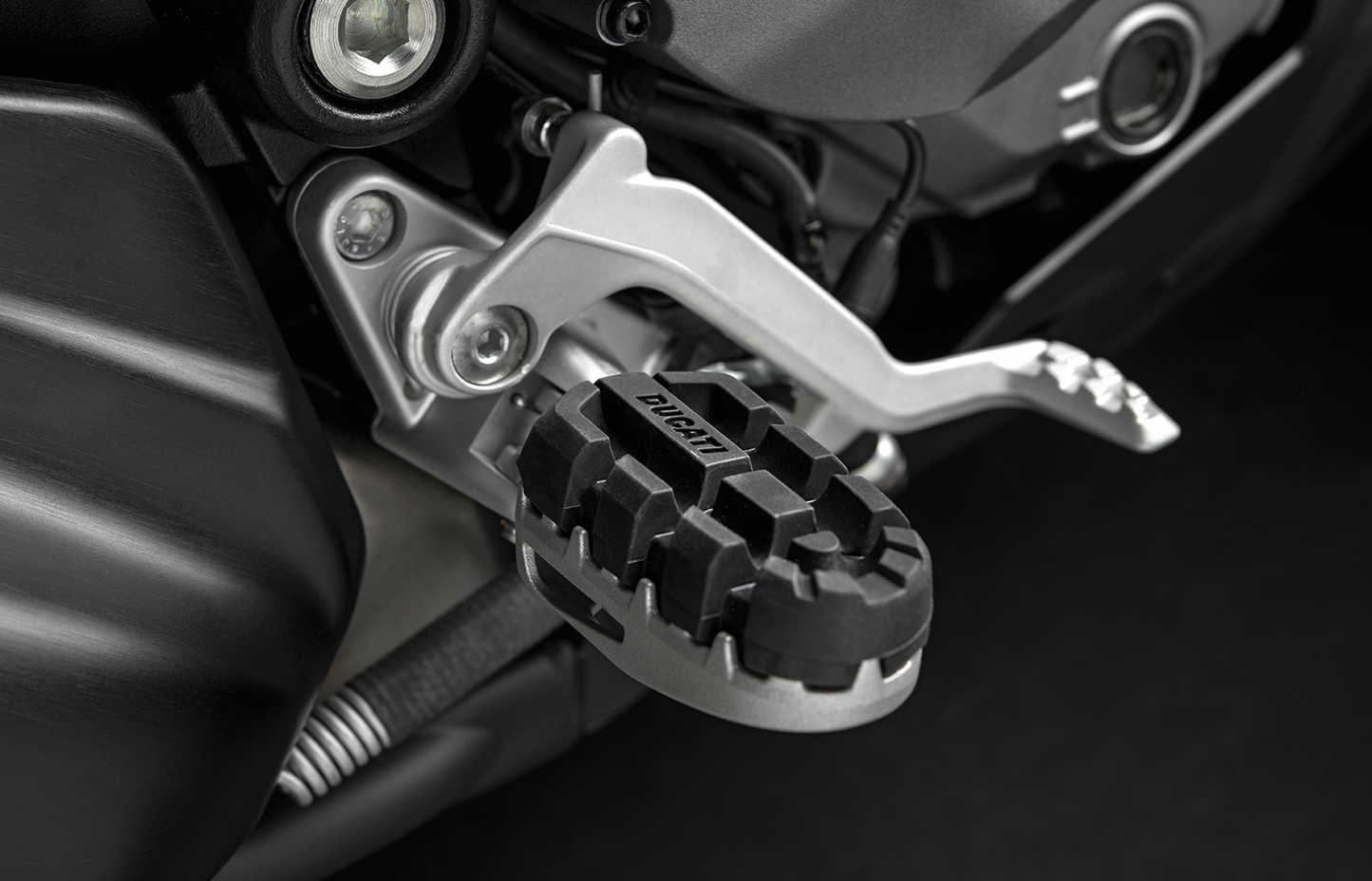 96280901AA - Steel Footpegs Multistrada V2